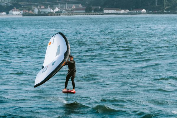 Todo lo que necesitas saber sobre el wing foil